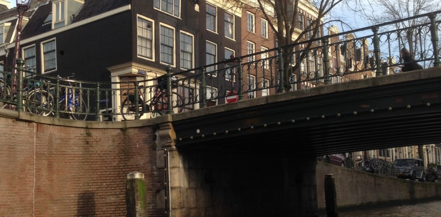 Amsterdam lungo i canali